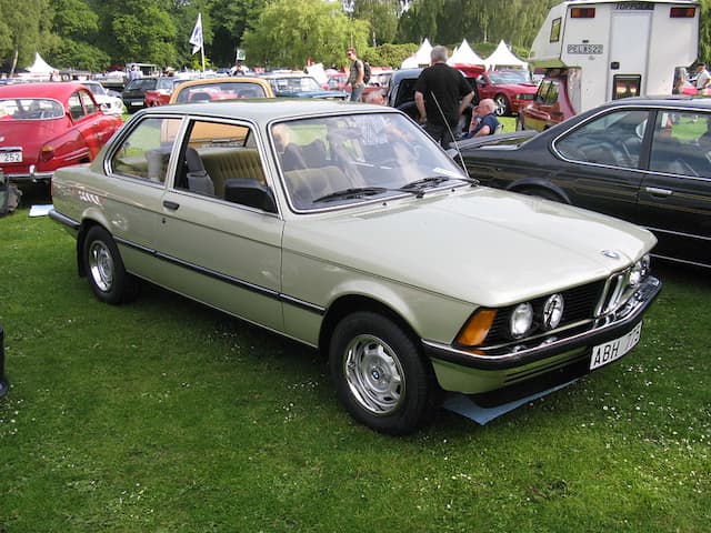 Oldtimertreffen BMW 320i E21