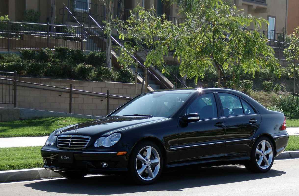 https://www.bewerta.de/wp-content/uploads/mercedes-benz-baureihe-w203-c230-2006.jpg